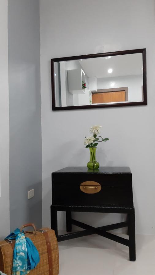 Casa Erelle -1 Bedroom Guest House W/ Modern Kubo Antipolo Exterior photo